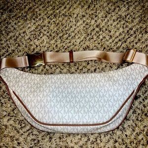 MK Fanny waist belt bag